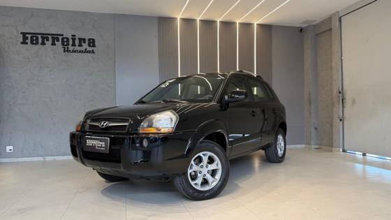 HYUNDAI TUCSON 2.0 MPFI GLS 16V 143CV 2WD FLEX 4P AUTOMÁTICO HYUNDAI TUCSON 2.0 MPFI GLS 16V 143CV 2WD FLEX 4P AUTOMÁTICO